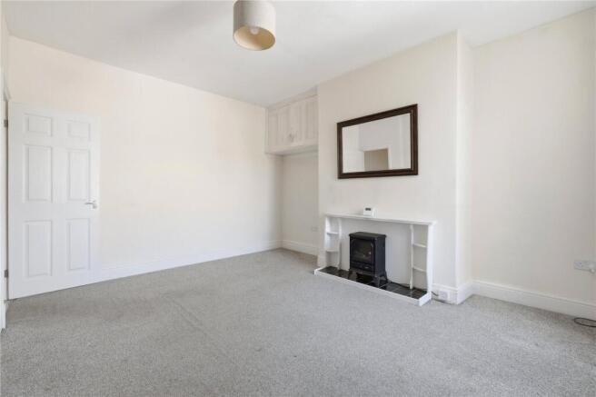 3 bed Terraced for sale Image 5
