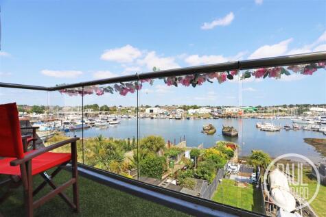Lake View Road, Oulton Broad, NR33