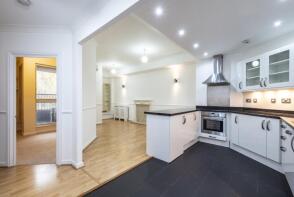 Flat 16, 40 Royal Tower Lodge, Cartwright Street, London E1 8LX