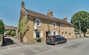 Greenan, South Street, Castle Cary BA7 7ET