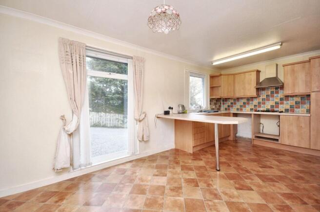 Dining kitchen