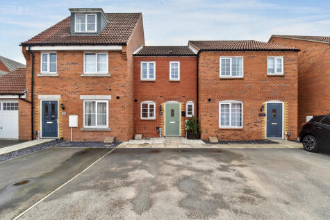 6 Petrel Drive, Louth LN11 0ZG