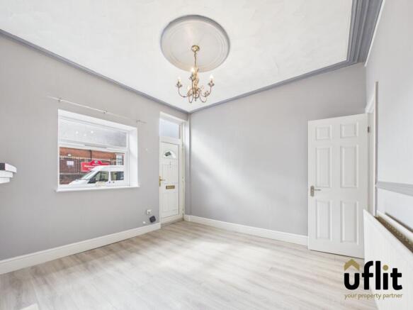 2 bed Terraced for sale Image 5