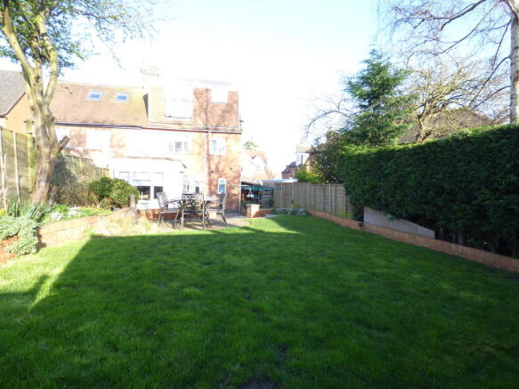 Photo 11