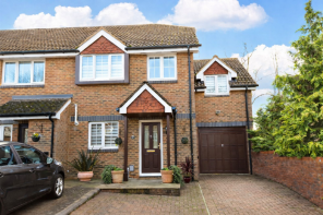 8, Lapwing Way, Abbots Langley WD5 0GG