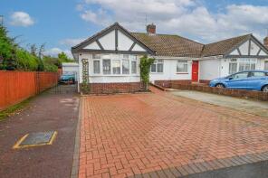 1, Sunnymead Drive, Waterlooville PO7 6BL