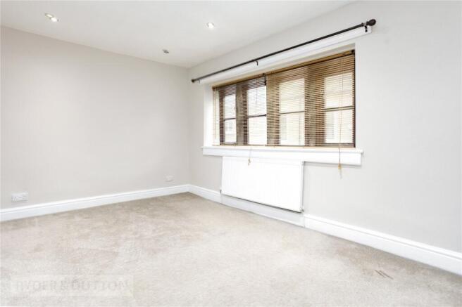 2 bed Apartment for sale Image 9
