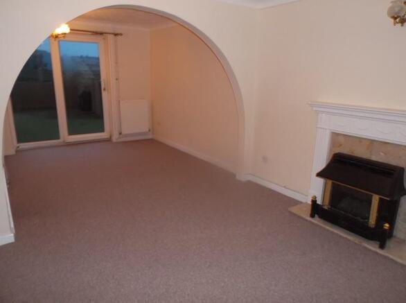 Lounge/Dining Room