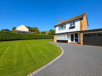 Roselands Avenue, Hoddesdon, EN11