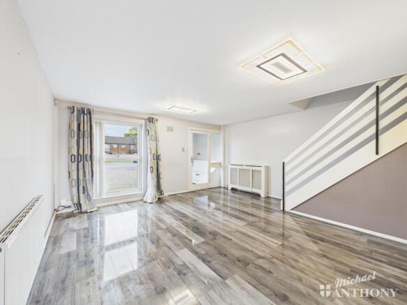 CAM02773G0-PR0423-STILL007