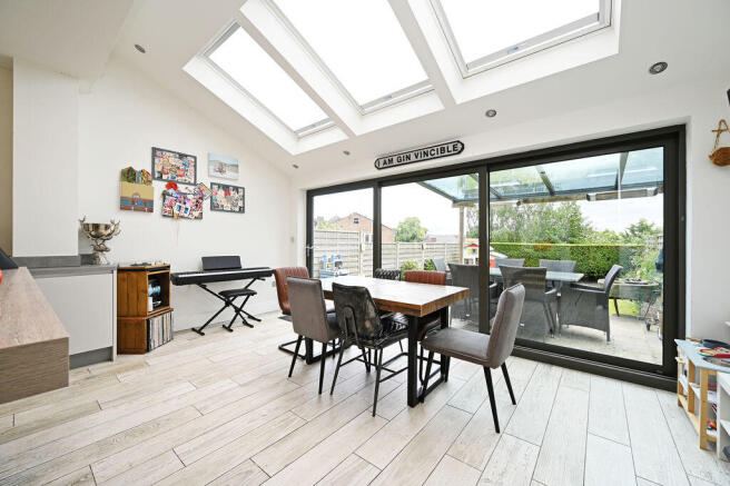 4 bed End of Terrace for sale Image 7