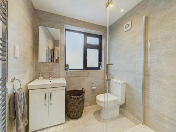 Family Shower Room