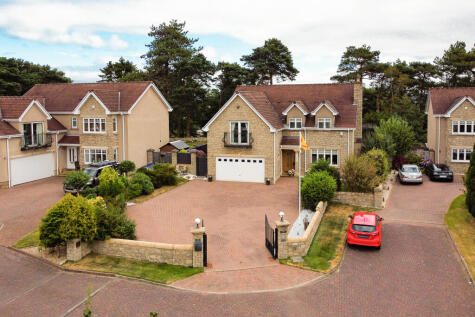 14, Castle View, Airth, Falkirk, FK2 8GE