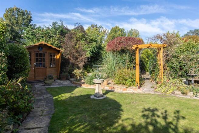 Barnstone House External-5.jpg