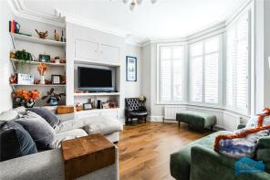 160, Squires Lane, Finchley, London N3 2QT