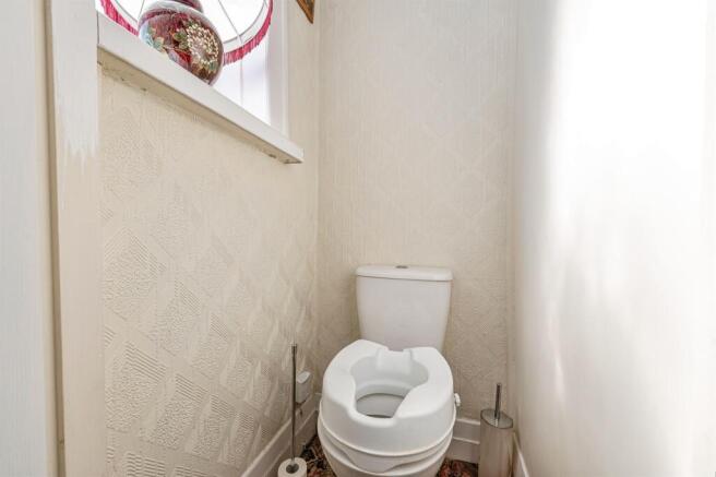3 bed Semi-Detached for sale Image 5