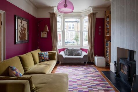 Leyspring Road, Bushwood, London, E11