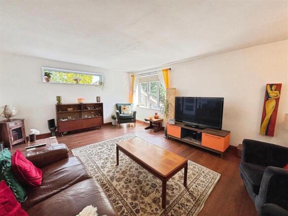 3 bed Detached for sale Image 10