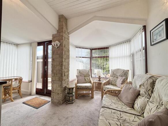 3 bed Semi-Detached for sale Image 12