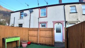 8, Woodland Terrace, Newport NP11 4SQ