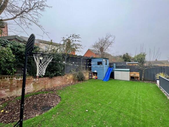 Garden 2.jpg
