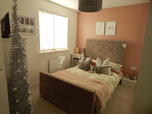 bed1.JPG