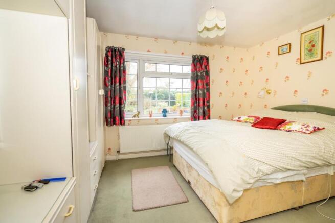 redworth bungalow-6.jpg
