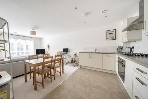 Mayfield Road, Hersham, Walton On Thames, Surrey, KT12