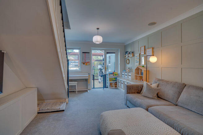 Lounge / Dining Room