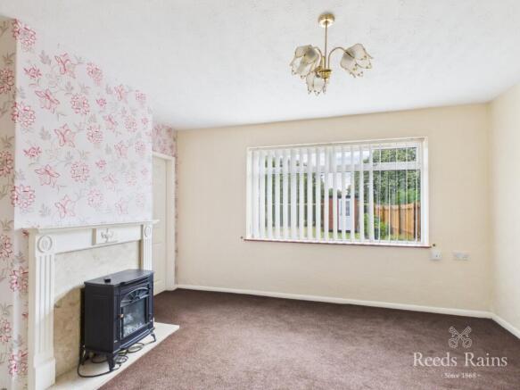 3 bed Semi-Detached for sale Image 6