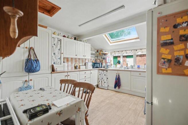 Kitchen Diner_1.jpeg