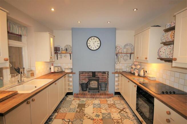 17 Station Road 081.jpg