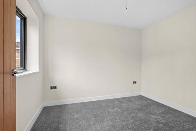 49a Station Road - room.jpg