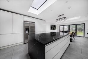12, Heronscroft, Bedford MK41 9LP