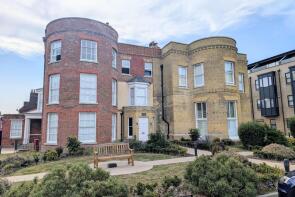 5, Wykeham Place, Fareham PO16 0FA