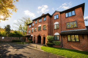 Flat 3, Burleigh Court, Belmont Road, Leatherhead KT22 7LN