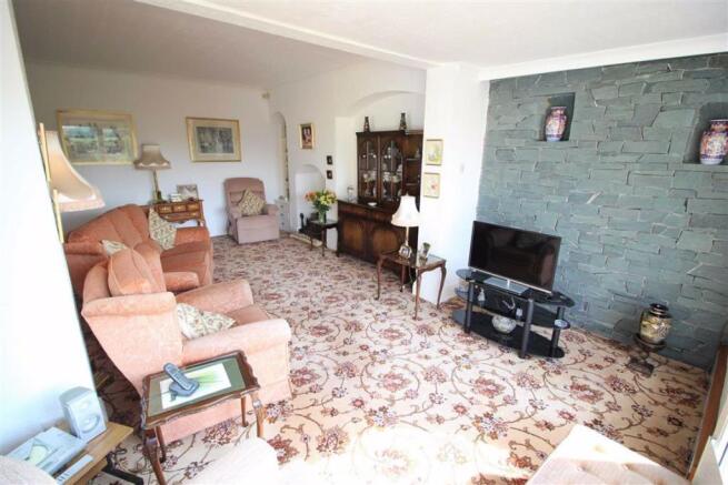 Lounge 2nd Image