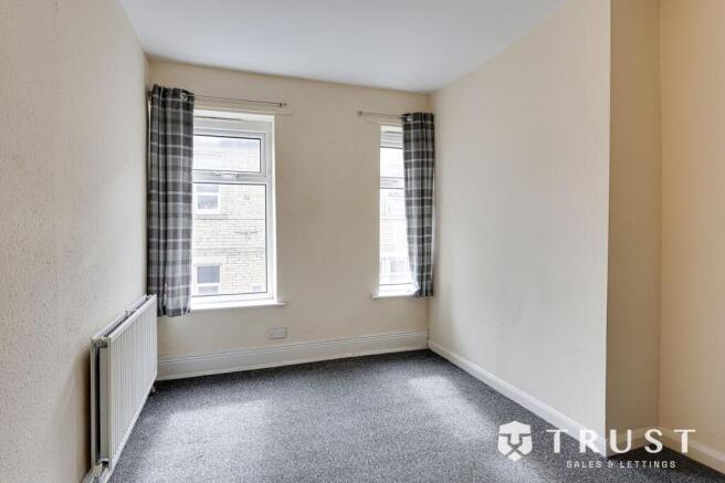 2 bed Terraced for sale Image 6