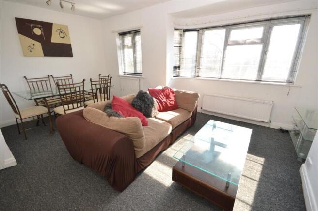 2 bed Apartment for sale Image 5