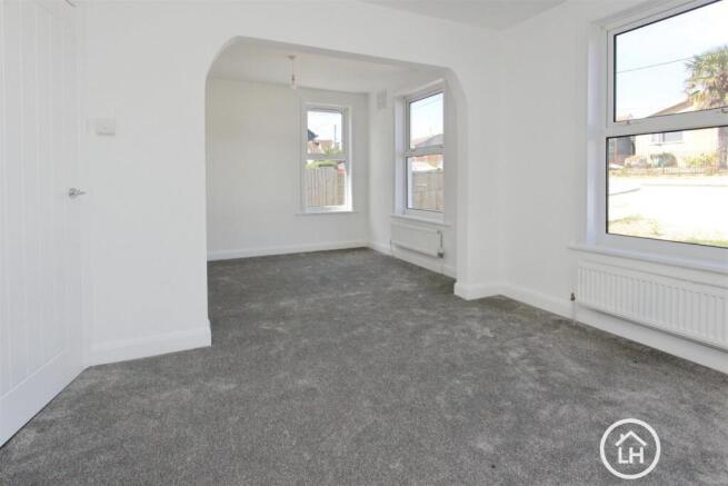 Living / Dining Area