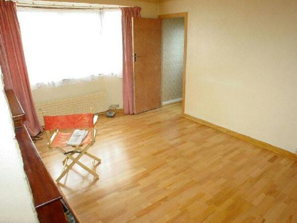 2nd Photo of Lounge