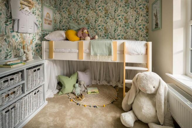 BBL - The Old Parsonage - Bed04-1 (Greenwood).jpg