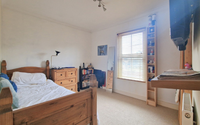 Photo 12