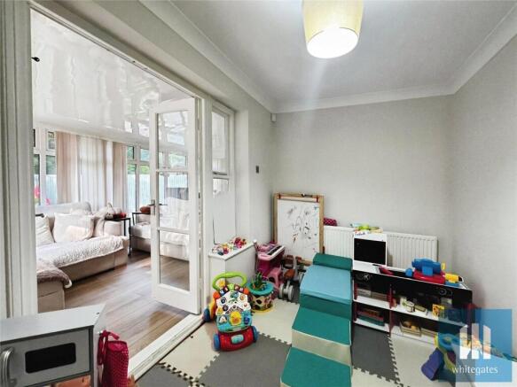4 bed Detached for sale Image 6