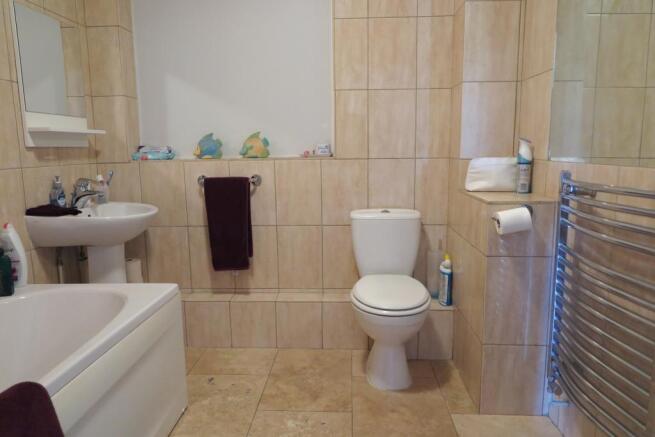 Photo 12