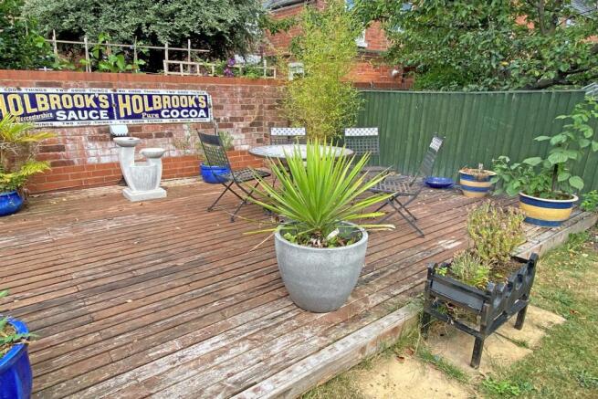 Garden 3