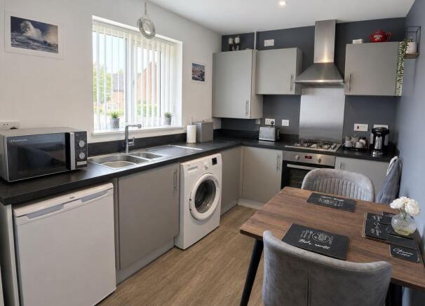Kitchen / Breakfast Room