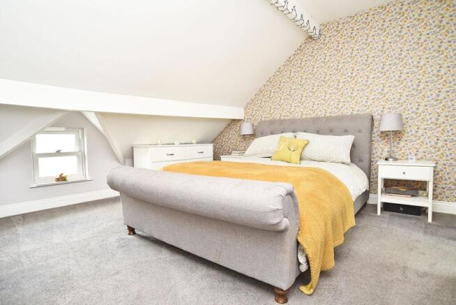 3 bed House for sale Image 9