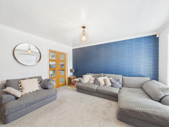 3 bed Detached for sale Image 4