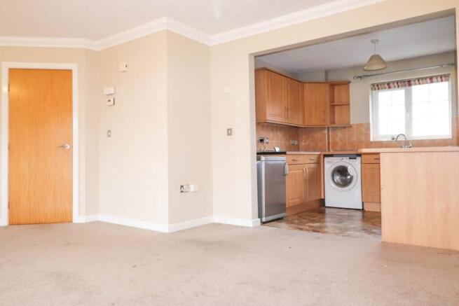 Open Plan Dining Lounge & Kitchen Area